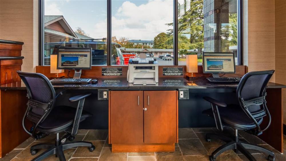 Best Western New Oregon 6