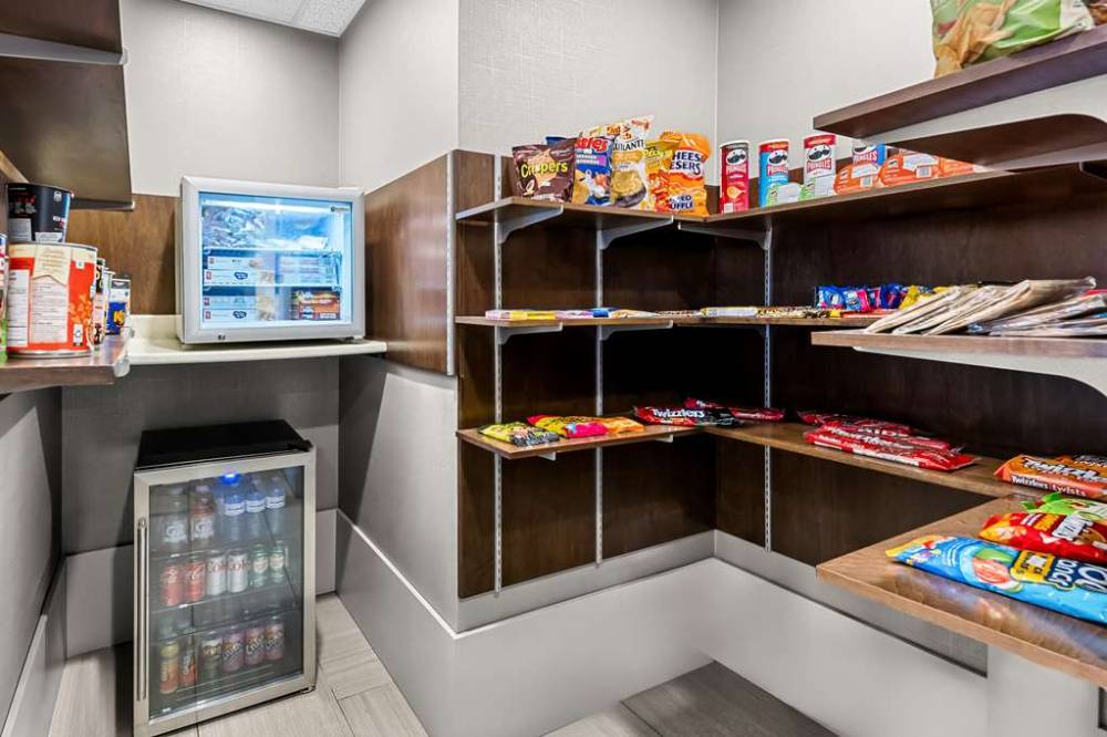 Best Western Plus Airdrie Gateway 6