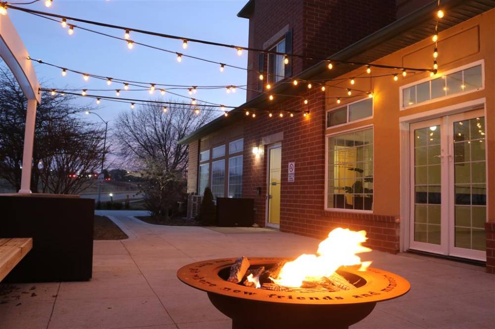 Best Western Plus Des Moines West Inn & Suites 6