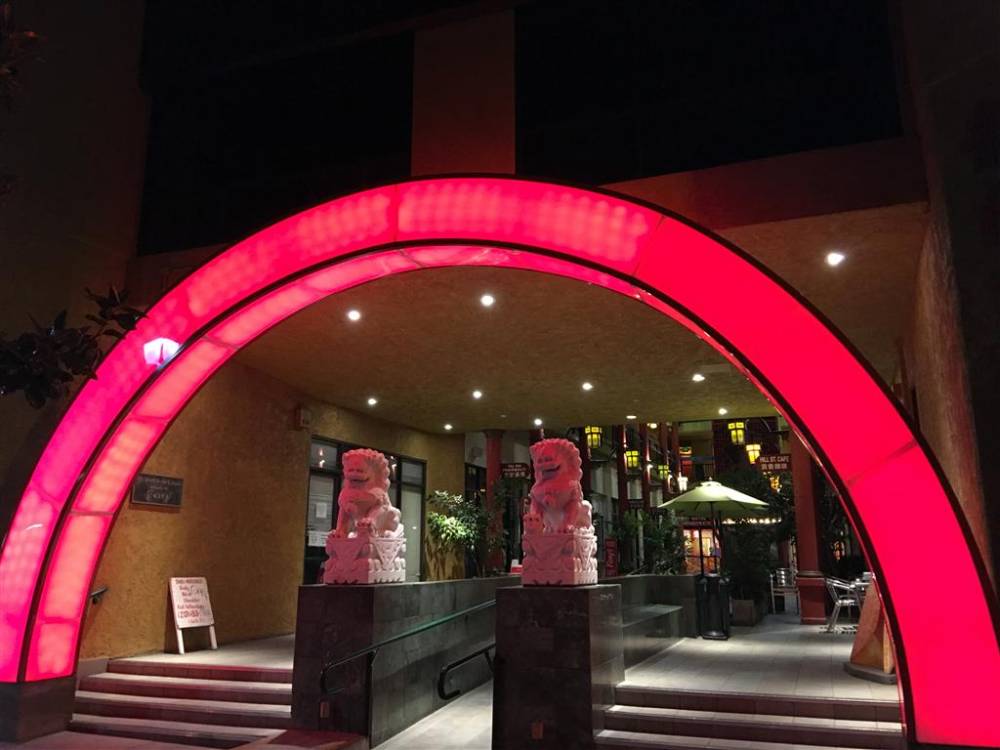 Best Western Plus Dragon Gate Inn