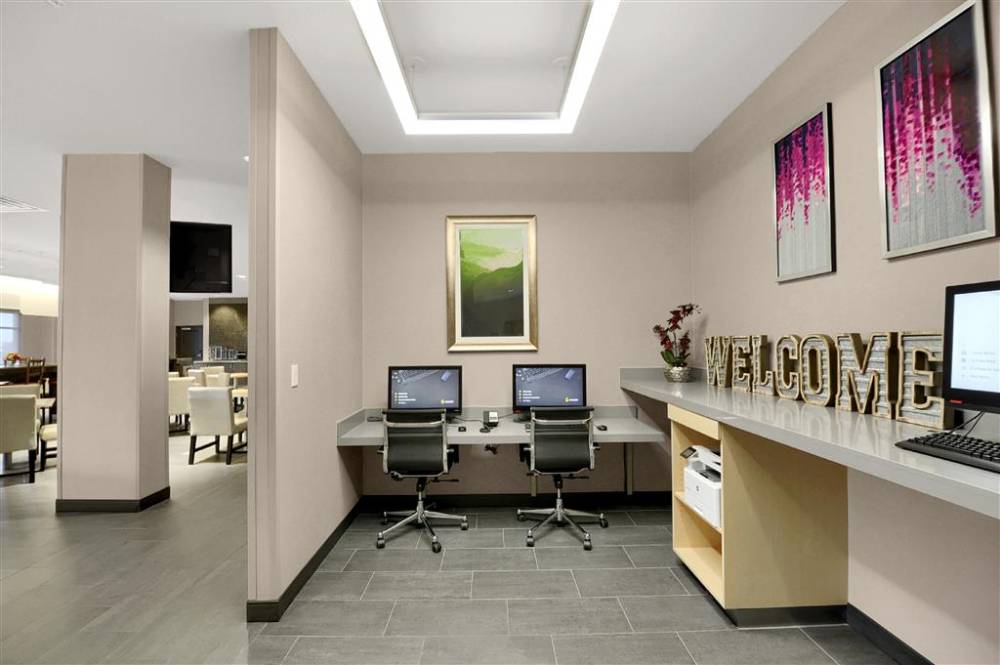 Best Western Plus Executive Residency Fillmore Inn 7