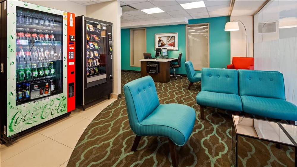 Best Western Plus Hotel Montreal 4