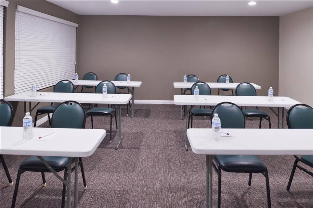 Best Western Plus La Mid-town Hotel 3