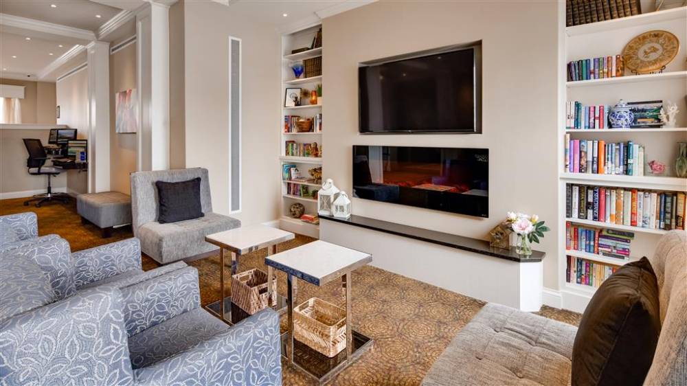 Best Western Plus Longbranch Hotel & Convention Center 4
