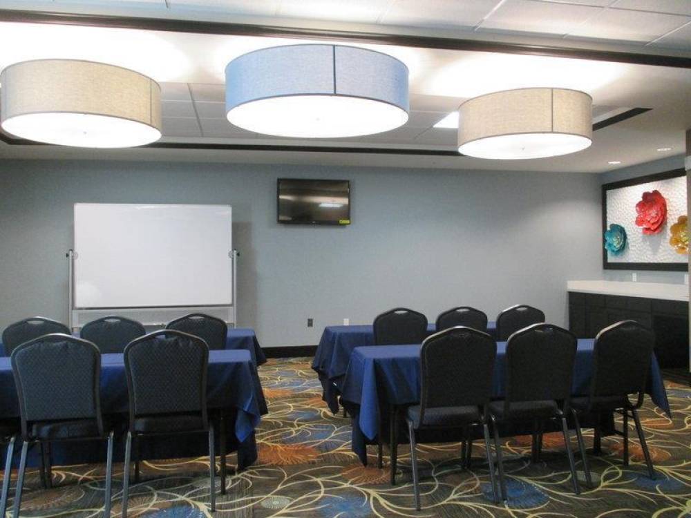 Best Western Plus North Odessa Inn & Suites 2