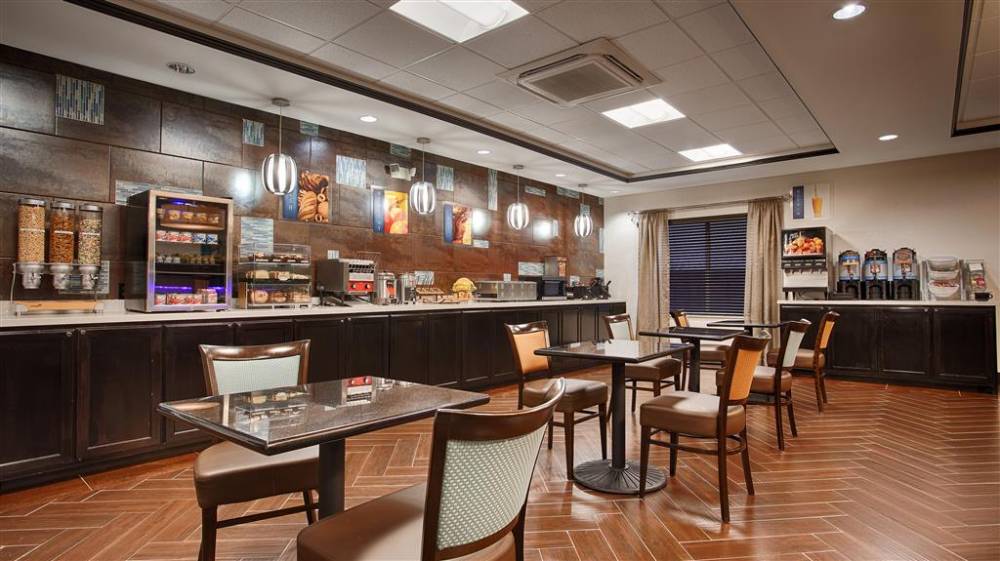 Best Western Plus North Odessa Inn & Suites 9