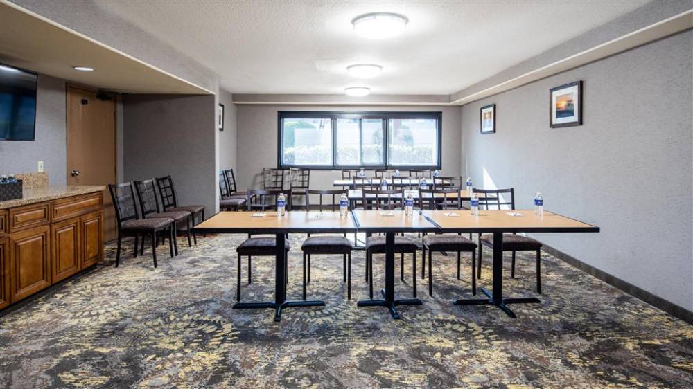 Best Western Plus Redondo Beach Inn 4