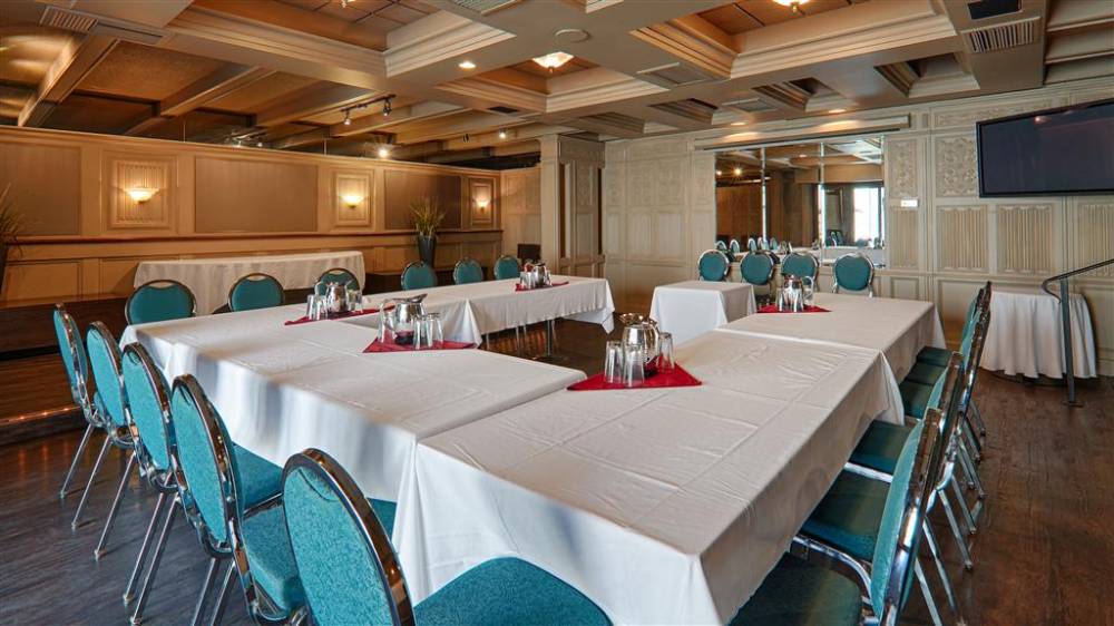 Best Western Plus Sands 3