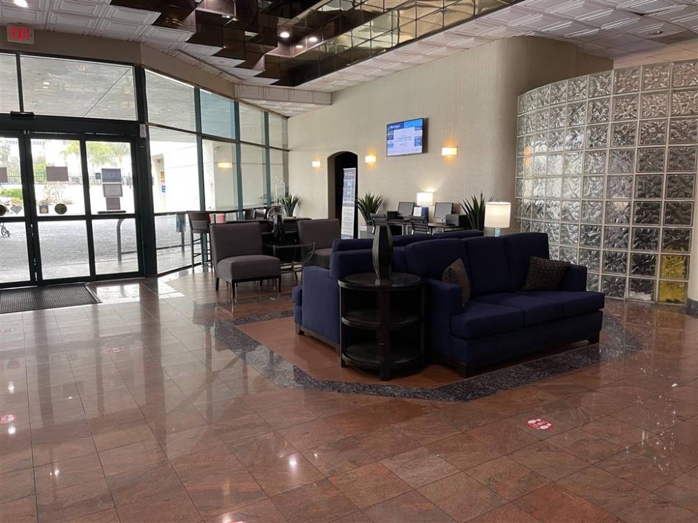 Best Western Plus Suites Hotel - Los Angeles Lax Airport 2