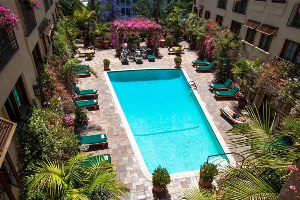Best Western Plus Sunset Plaza Hotel 3