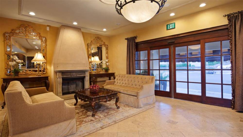 Best Western Plus Sunset Plaza Hotel 6