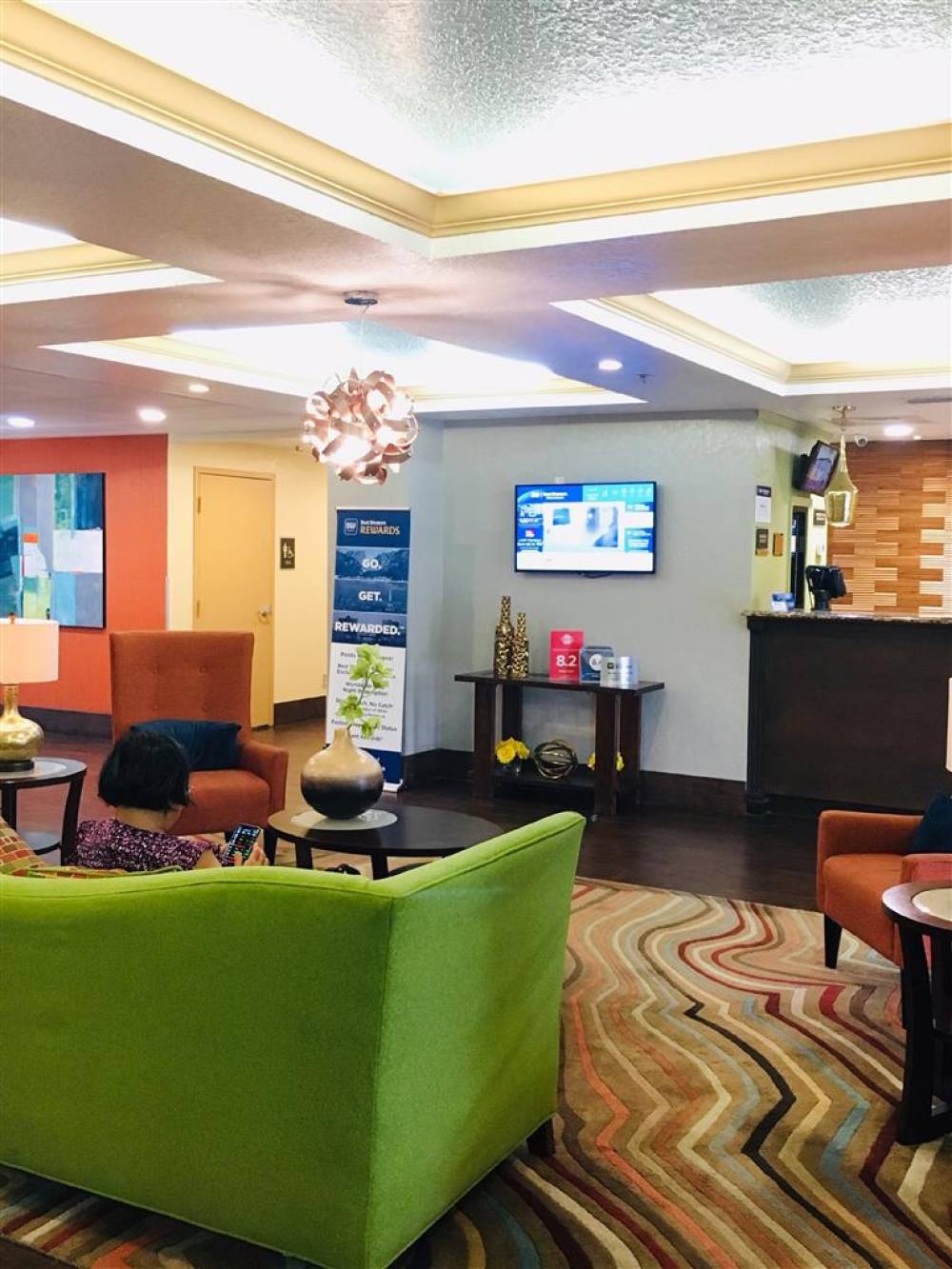 Best Western Plus Universal Inn 4