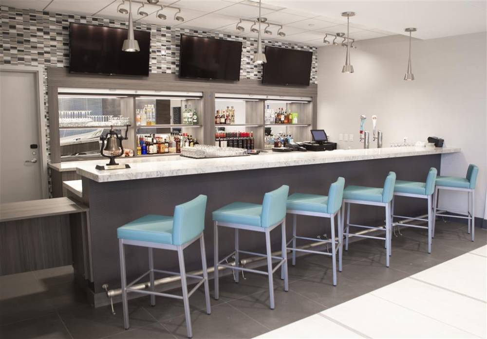 Best Western Premier Winnipeg East 8