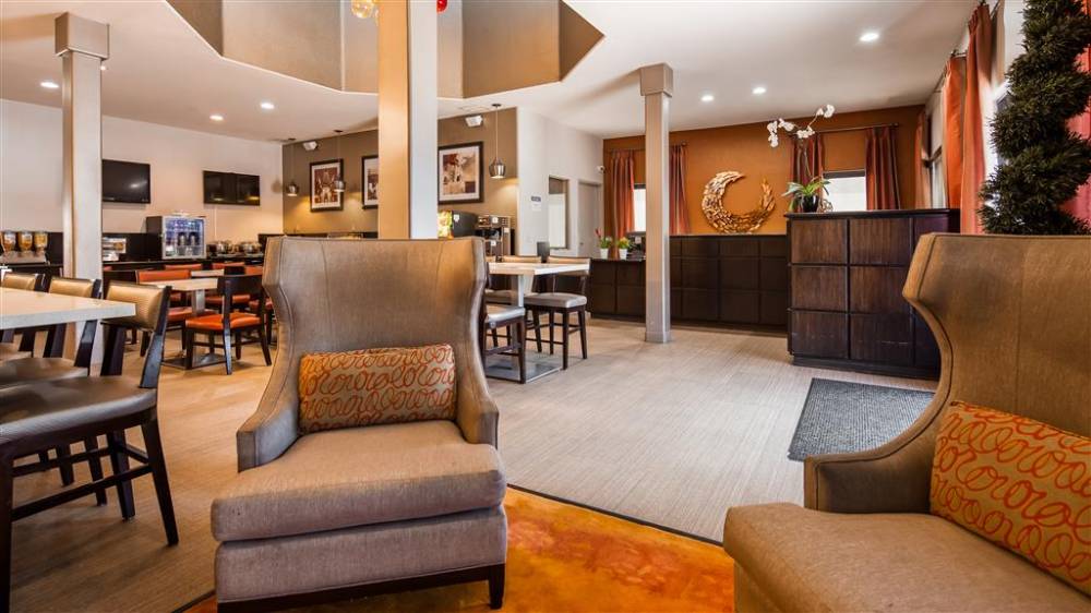 Best Western Royal Palace Inn & Suites 3