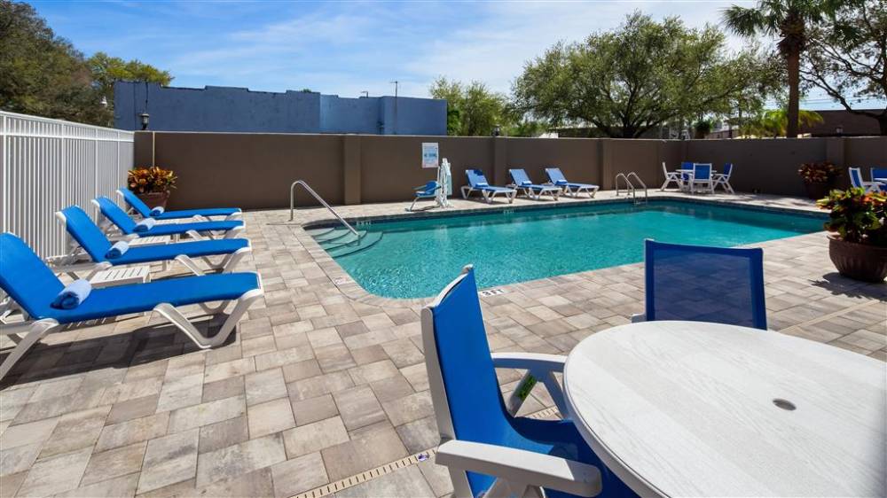 Best Western Tampa 2