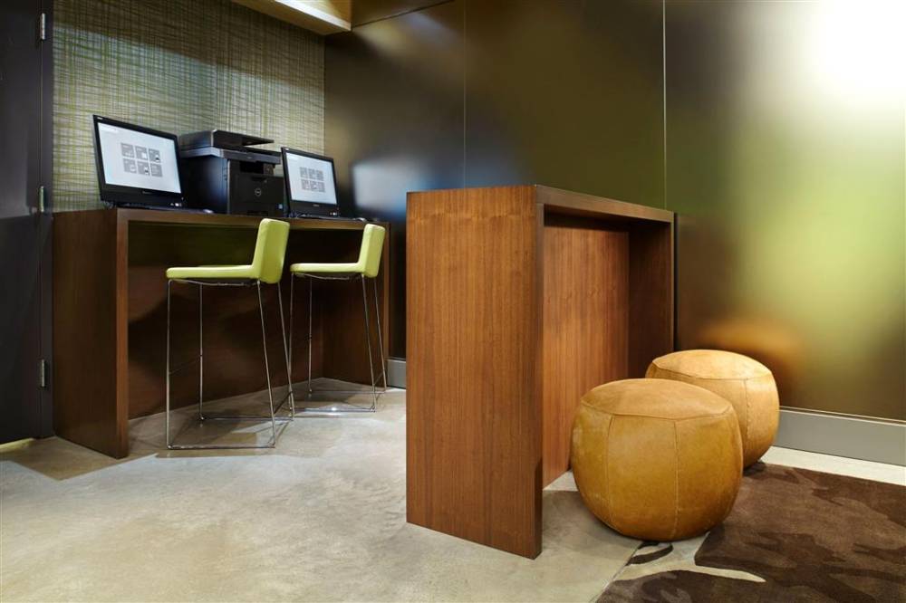 Cambria Hotel Ny Chelsea 8