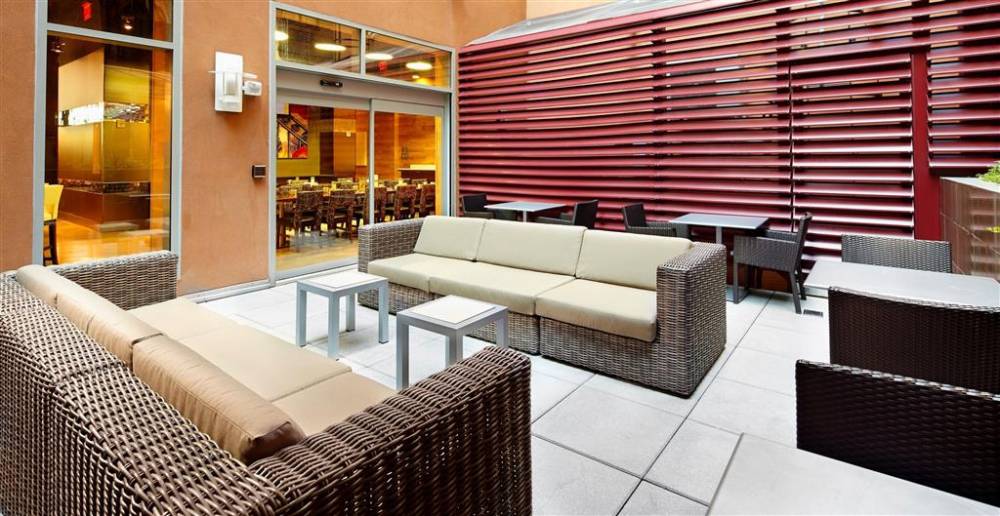 Cambria Hotel Ny Chelsea 4