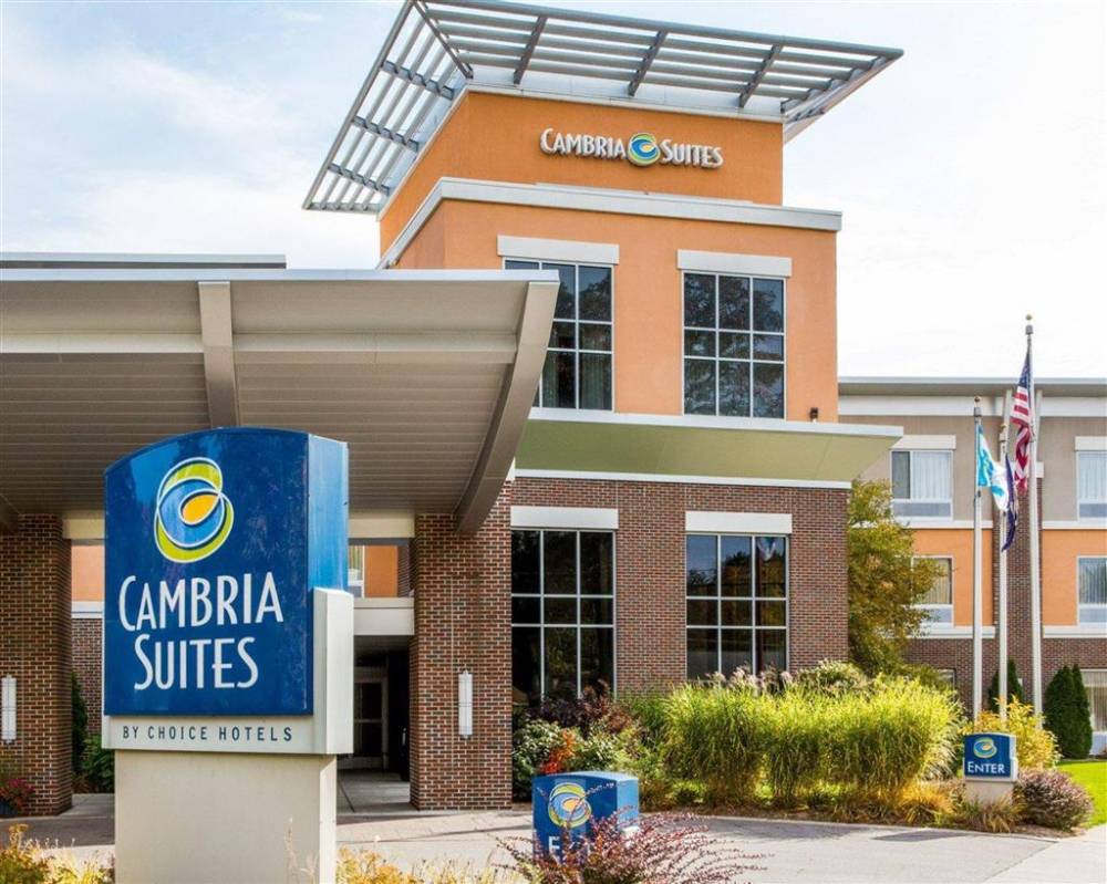 Cambria Hotel Traverse City 2