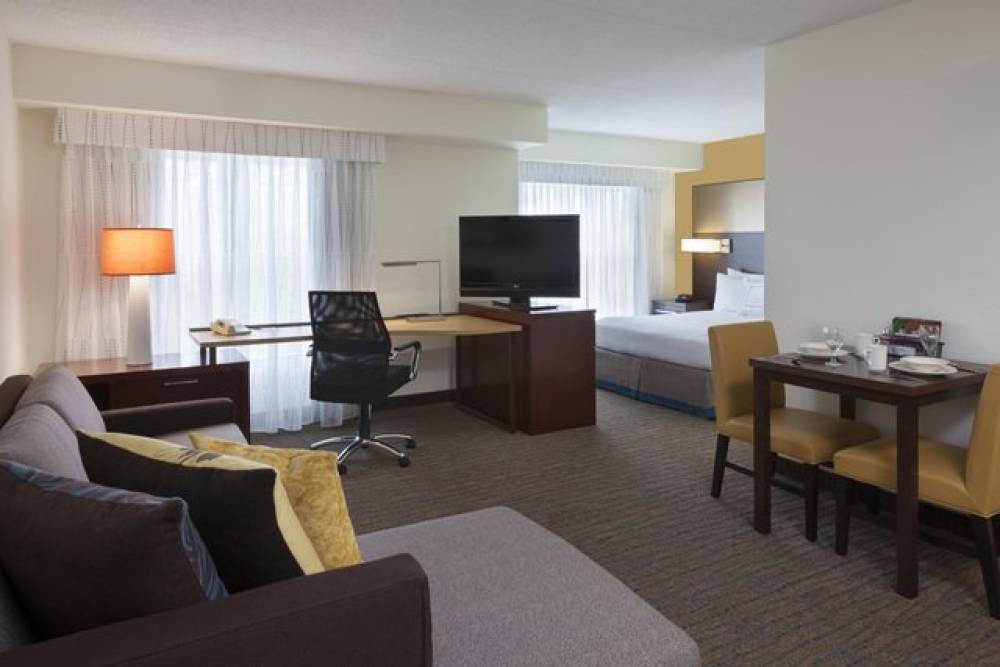 Cambridge Suites Mississauga 6