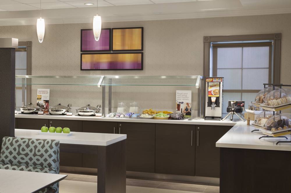 Cambridge Suites Mississauga 4