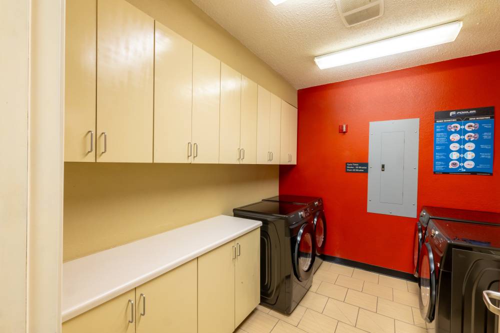 Candlewood Stes Bedford By Ihg 5