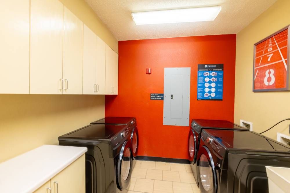 Candlewood Stes Bedford By Ihg 4