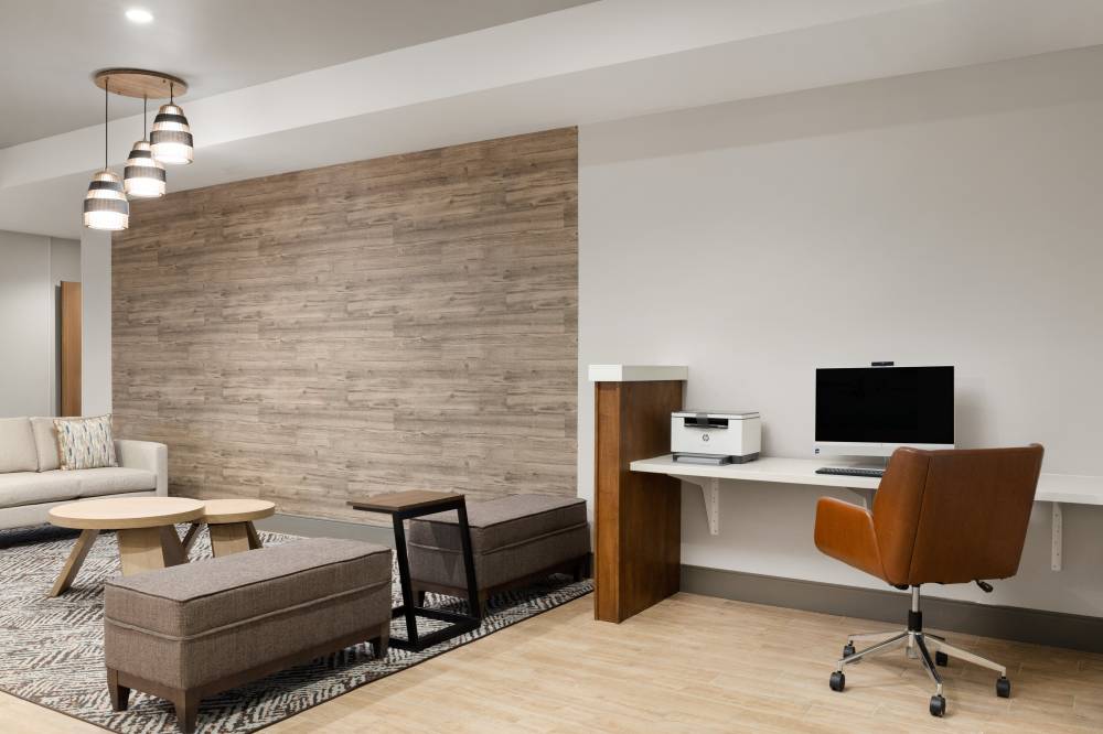Candlewood Stes Midtown By Ihg 5