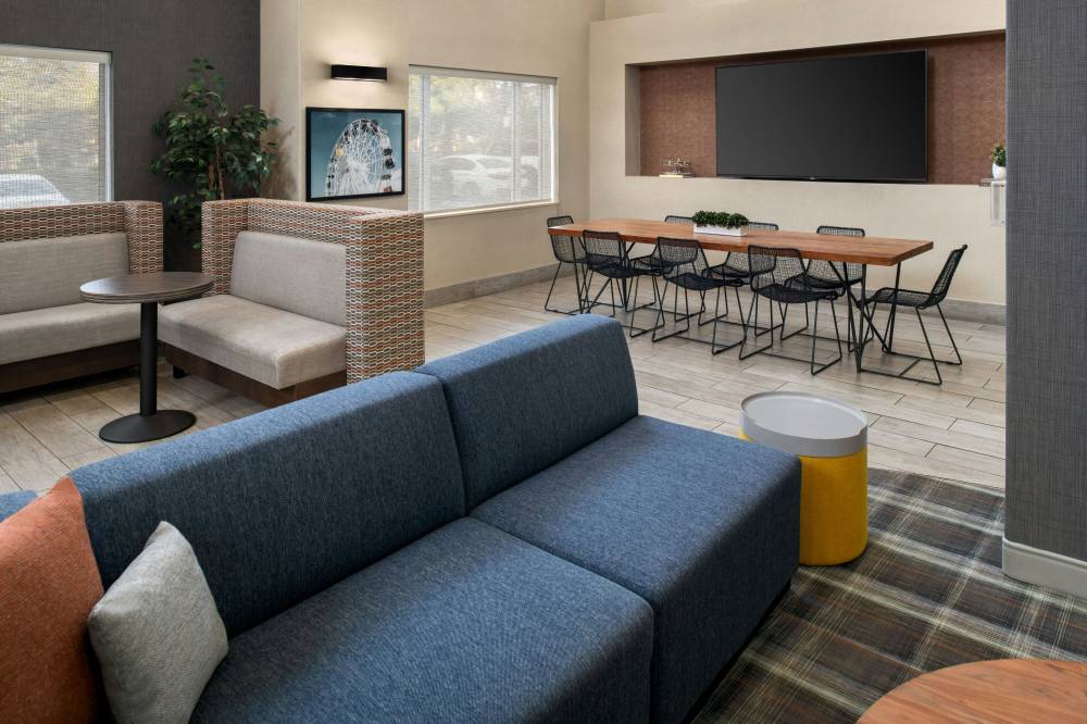City Express By Marriott Rancho Cucamonga 8
