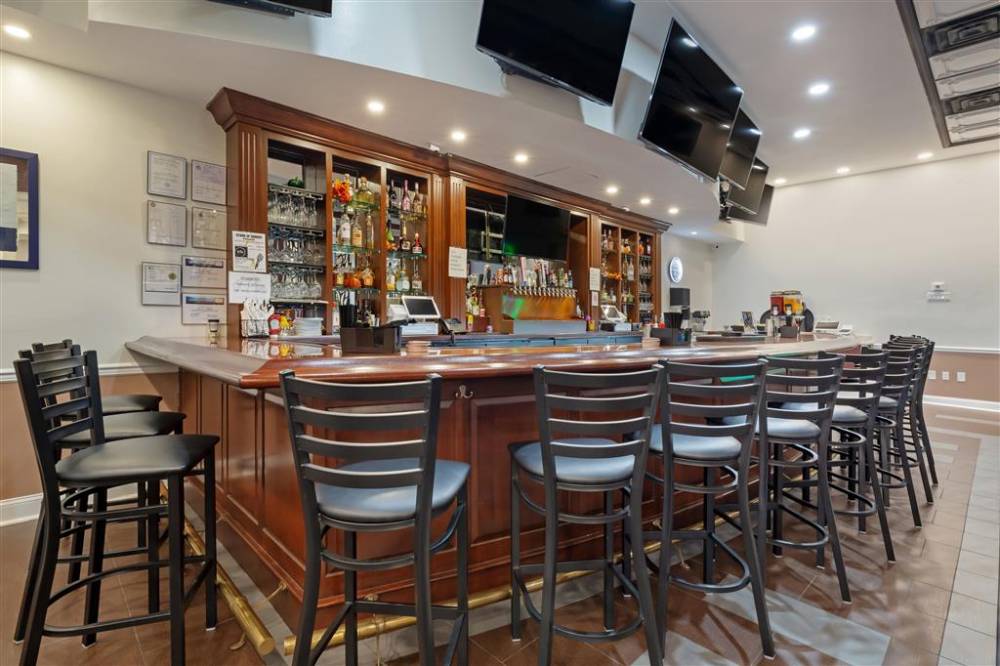 Clarion Hotel And Suites Bwi Airport North 8