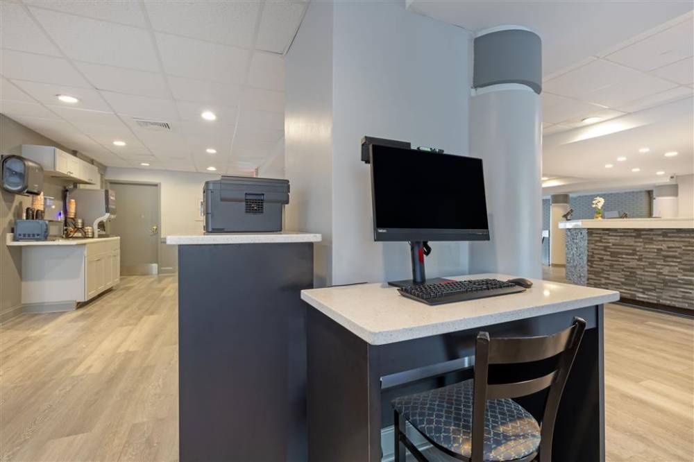 Clarion Hotel And Suites Bwi Airport North 7