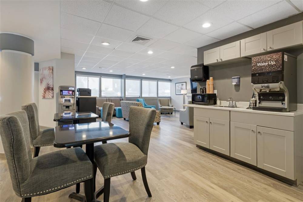 Clarion Hotel And Suites Bwi Airport North 4