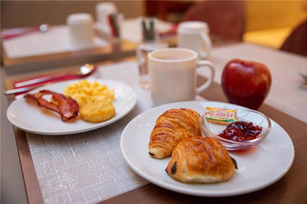 Clarion Paris Cdg Airport 6