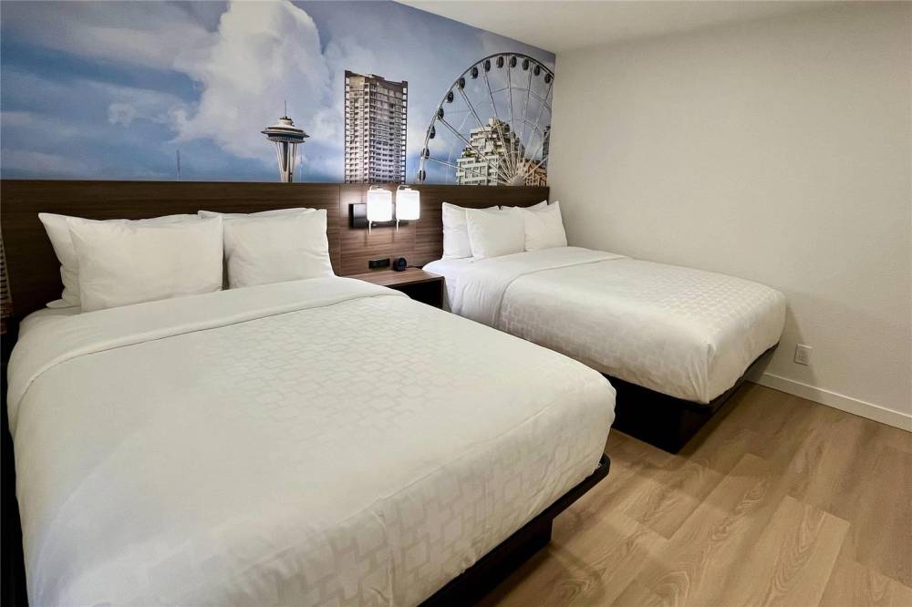 Clarion Pointe Kent - Seattle South 5