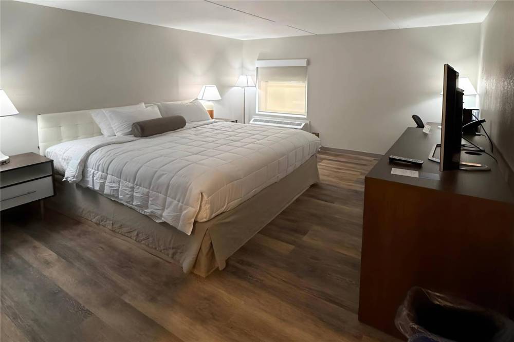 Clarion Pointe South Portland 6