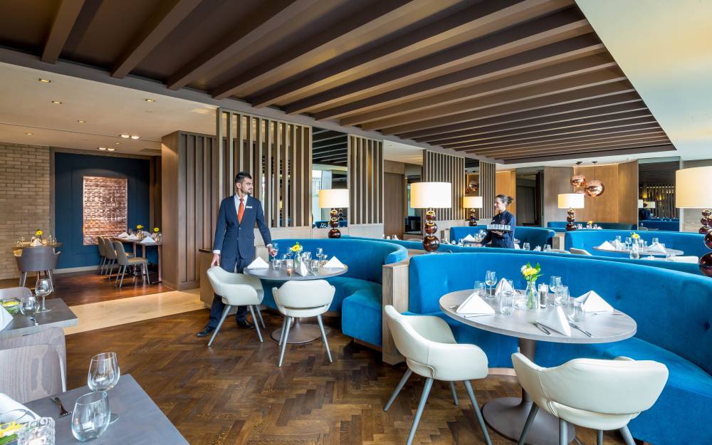 Clayton Hotel Chiswick 10