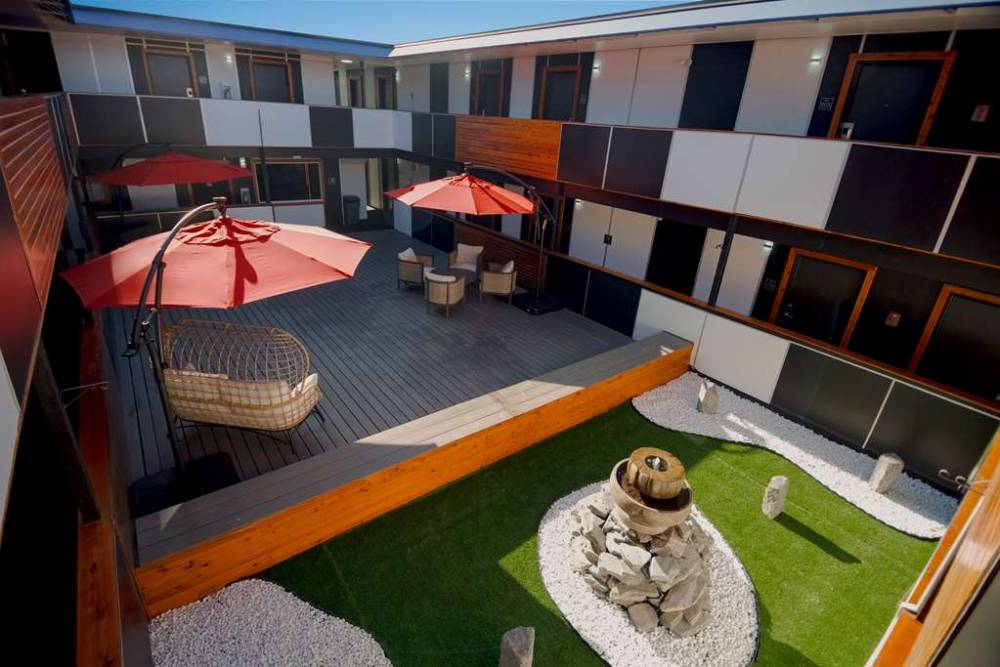 Coast Metro Vancouver Hotel  2