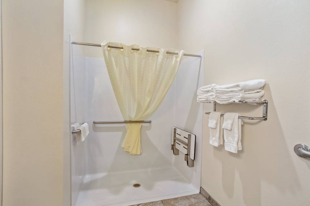 Cobblestone Hotel Little Chute 6