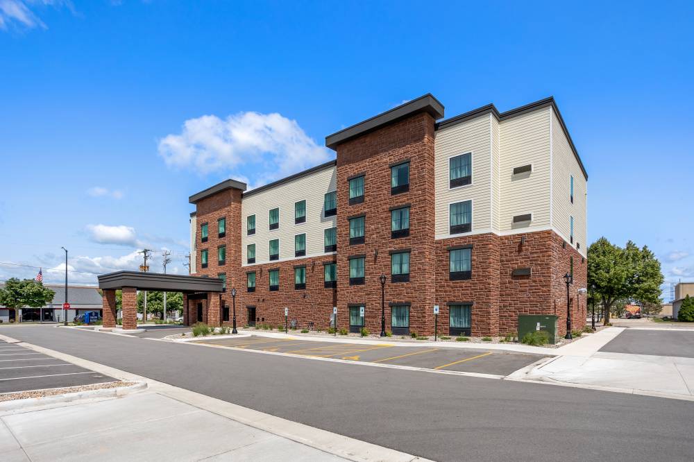 Cobblestone Hotel & Suites - De Pere 2