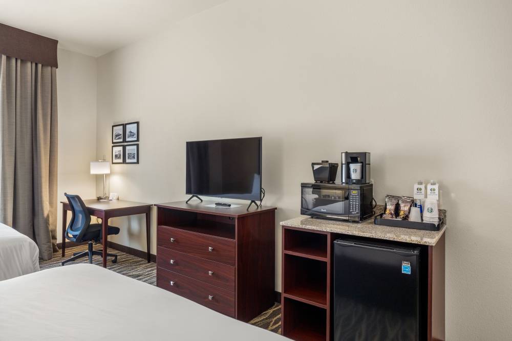 Cobblestone Hotel & Suites - De Pere 3