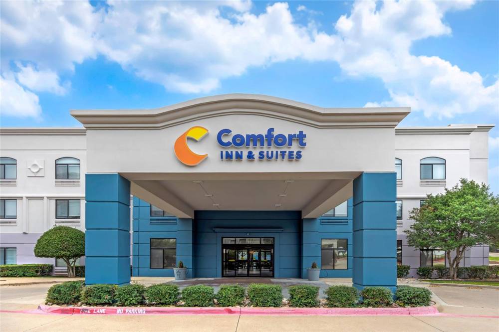 Comfort Inn And Suites Irving Las Colinas Dfw 2