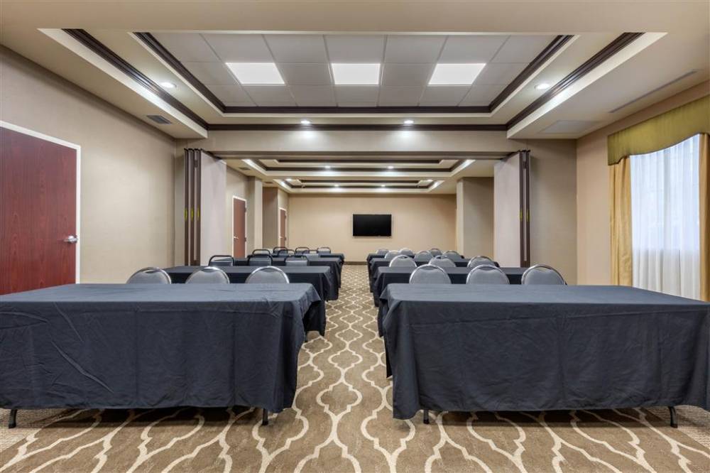 Comfort Inn And Suites North Little Rock 3