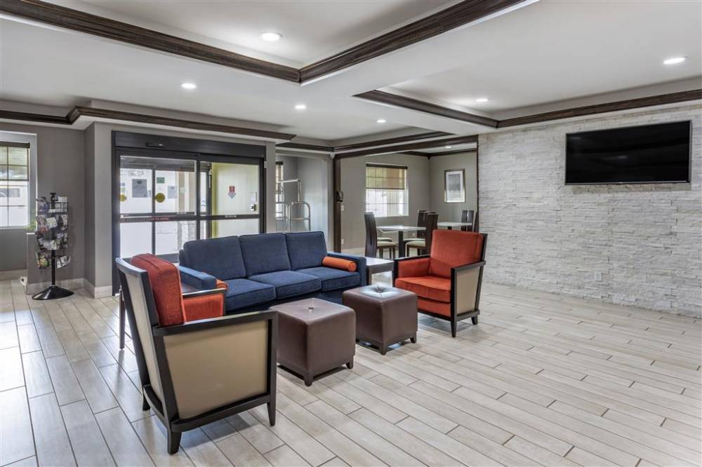 Comfort Inn And Suites North Little Rock 5