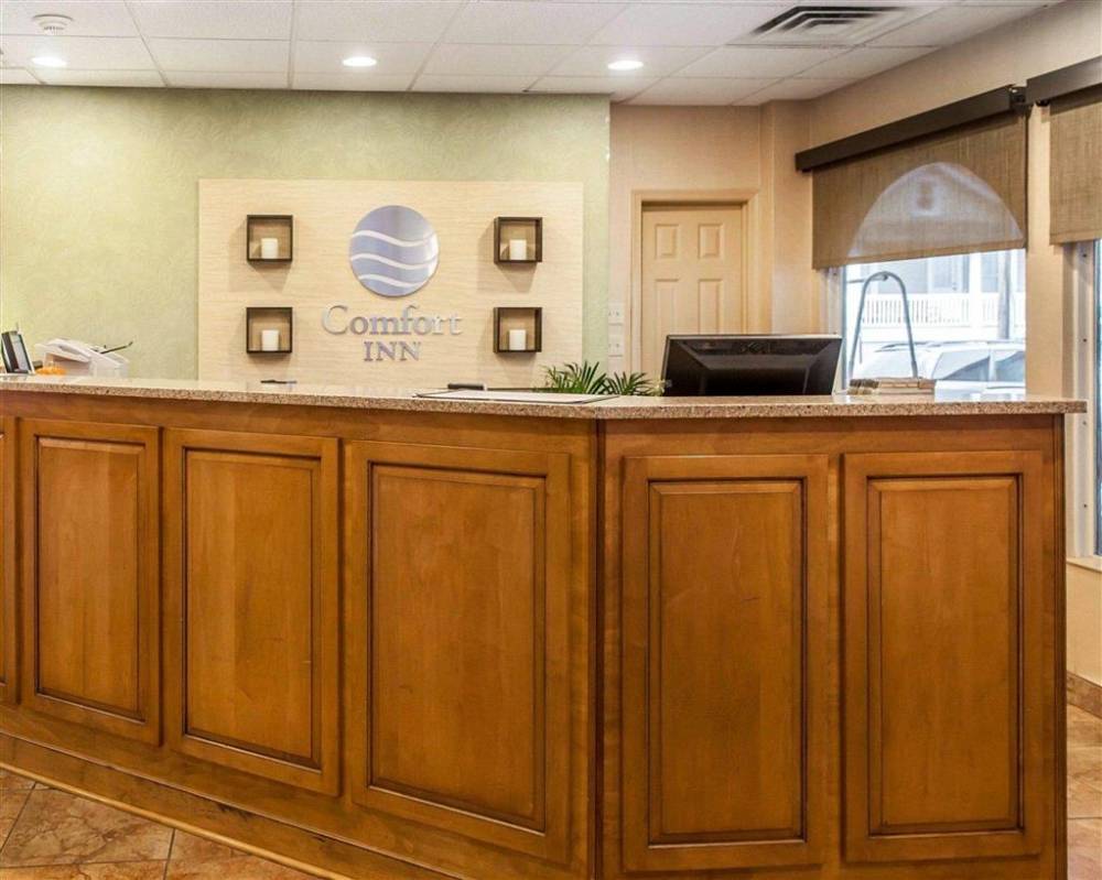 Comfort Inn Boardwalk 5