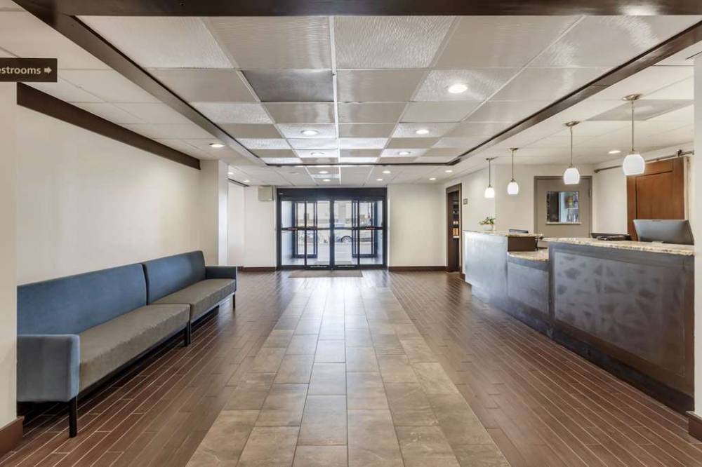 Comfort Inn Dallas North Love Field Airport 4