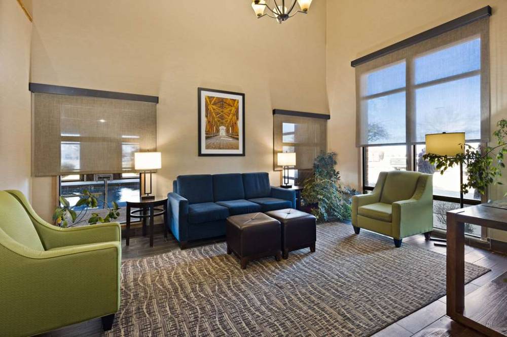 Comfort Inn Huntington Near University 4