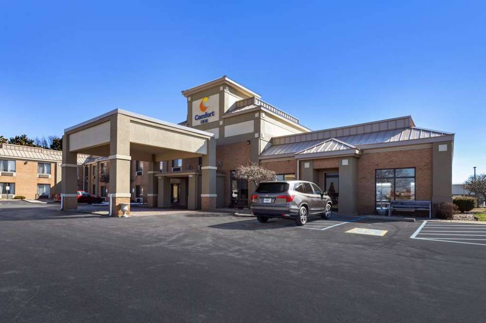 Comfort Inn Huntington Near University 2
