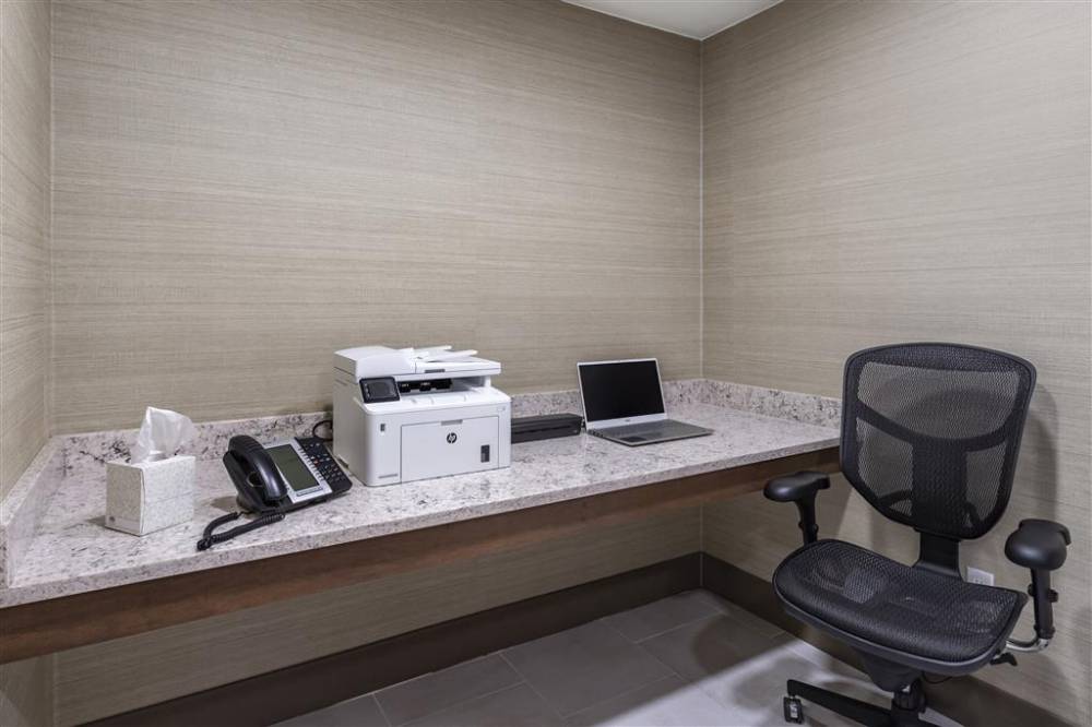Comfort Inn Jfk Airport 7