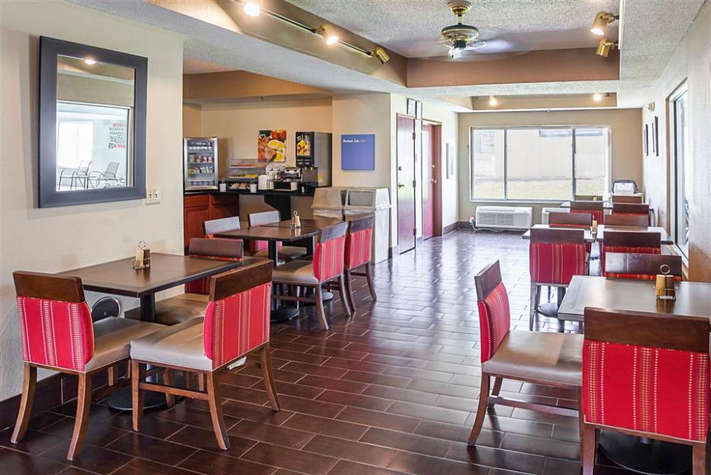 Comfort Inn Lincoln I-80 10