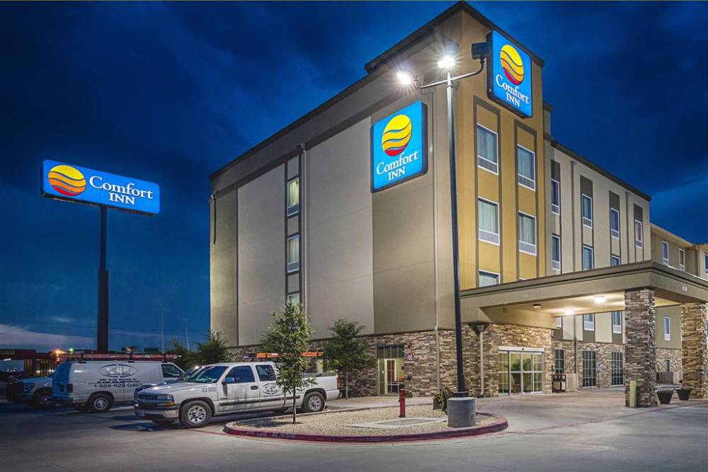 Comfort Inn Midland South I-20 4