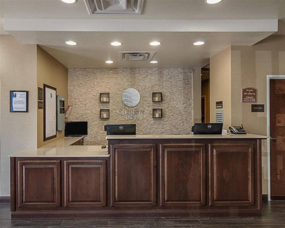 Comfort Inn Midland South I-20 8